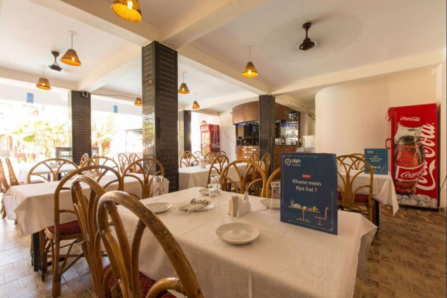 La Vaiencia Beach Resort Goa Restaurant