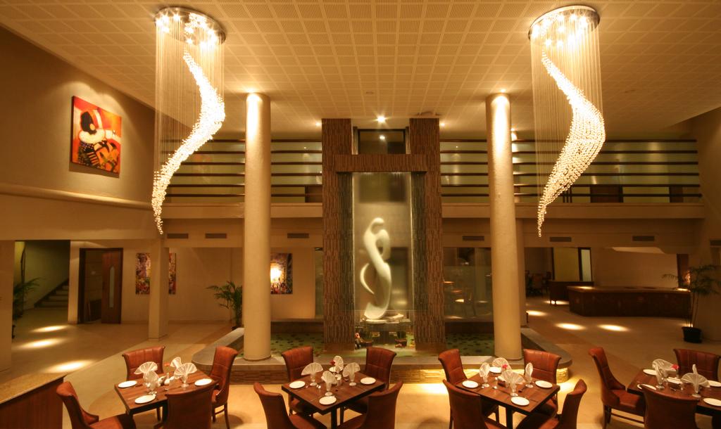 Neelams The Glitz Resort Goa Restaurant