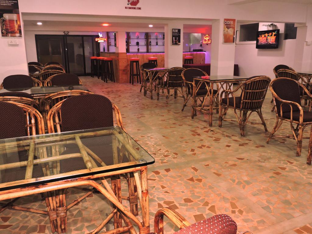 Maximum Holiday Inn Resort Goa Restaurant